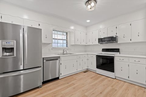 Tiny photo for 501 Lancaster Avenue, Chattanooga, TN 37415 (MLS # 1526759)