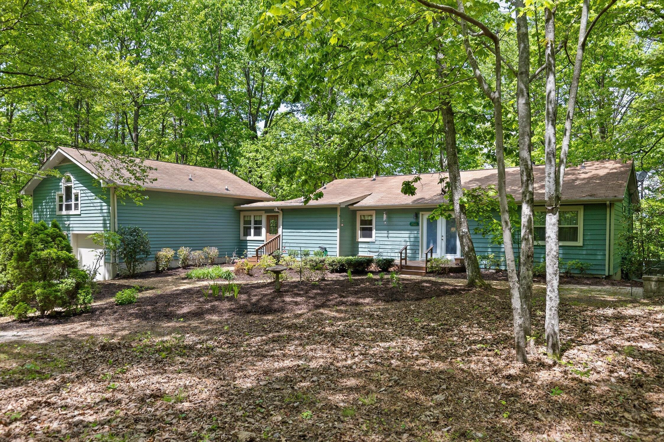 2661 Boston Branch Circle, Signal Mountain, Tennessee image 1