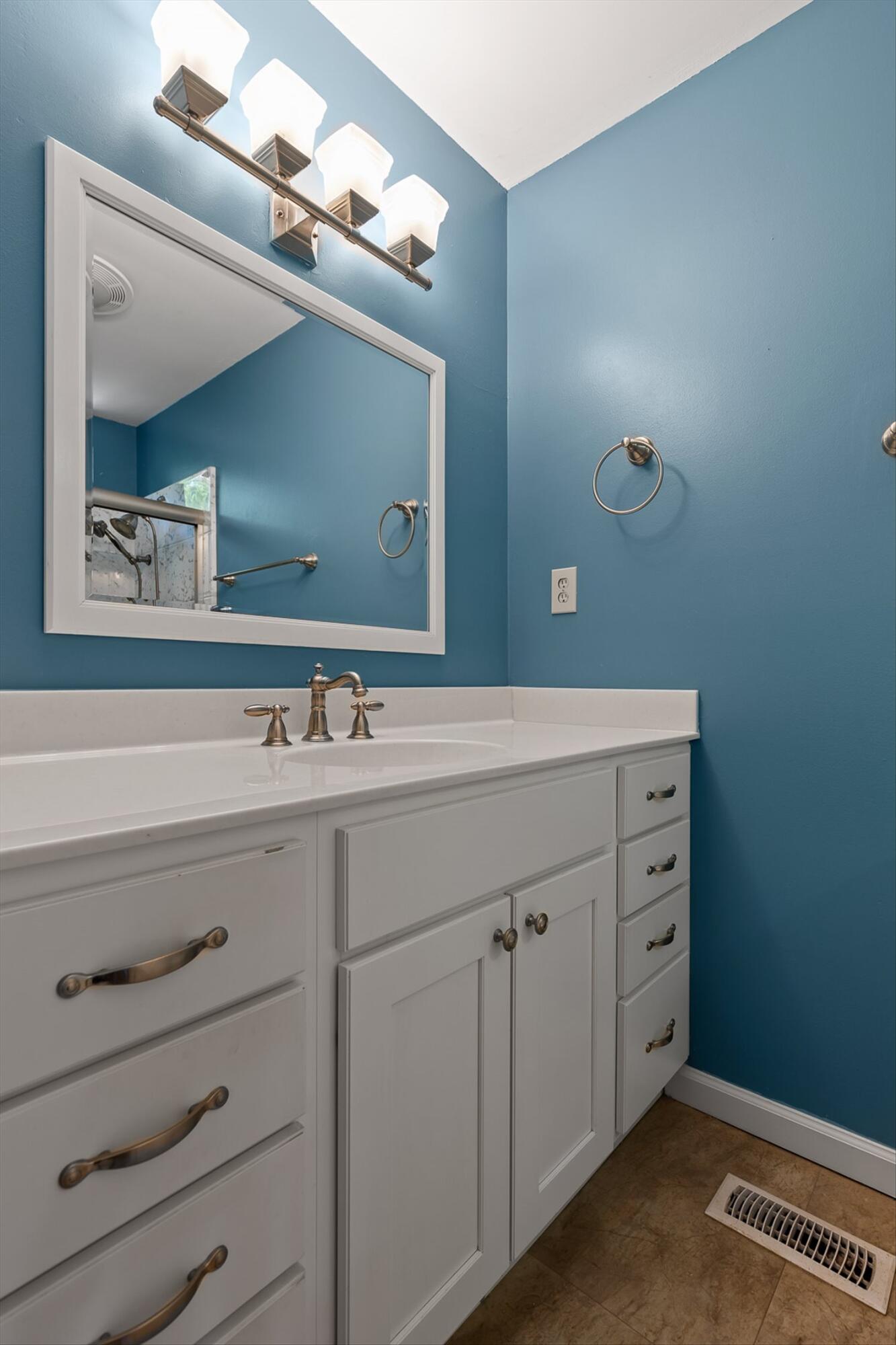 2661 Boston Branch Circle, Signal Mountain, Tennessee image 27
