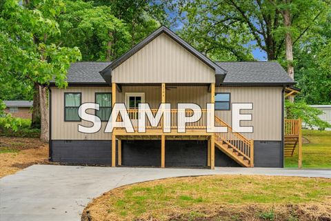 Photo of 643 Crabapple Drive NW, Dalton, GA 30720 (MLS # 1535599)