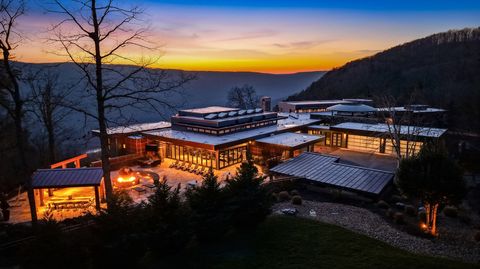 Photo of 1000 Skillet Gap Road, Chattanooga, TN 37419 (MLS # 1530879)