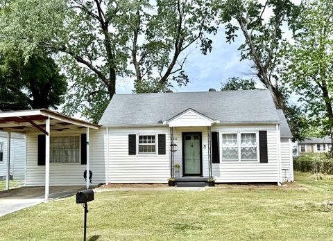 Photo of 4911 Carolyn Lane, Chattanooga, TN 37411 (MLS # 1533136)