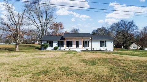 Photo of 2000 Ann Lane NW, Cleveland, TN 37312 (MLS # 1524318)