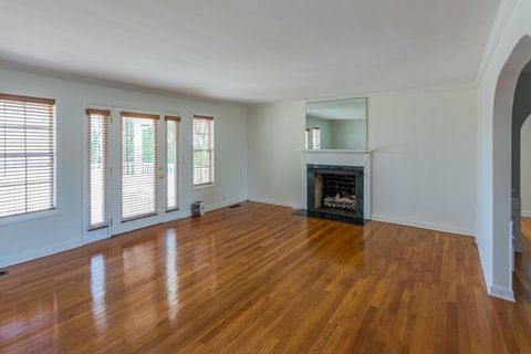 Tiny photo for 323 Walsh Road, Chattanooga, TN 37405 (MLS # 1530937)