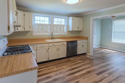 Tiny photo for 323 Walsh Road, Chattanooga, TN 37405 (MLS # 1530937)