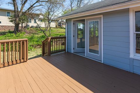 Tiny photo for 323 Walsh Road, Chattanooga, TN 37405 (MLS # 1530937)