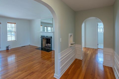 Tiny photo for 323 Walsh Road, Chattanooga, TN 37405 (MLS # 1530937)