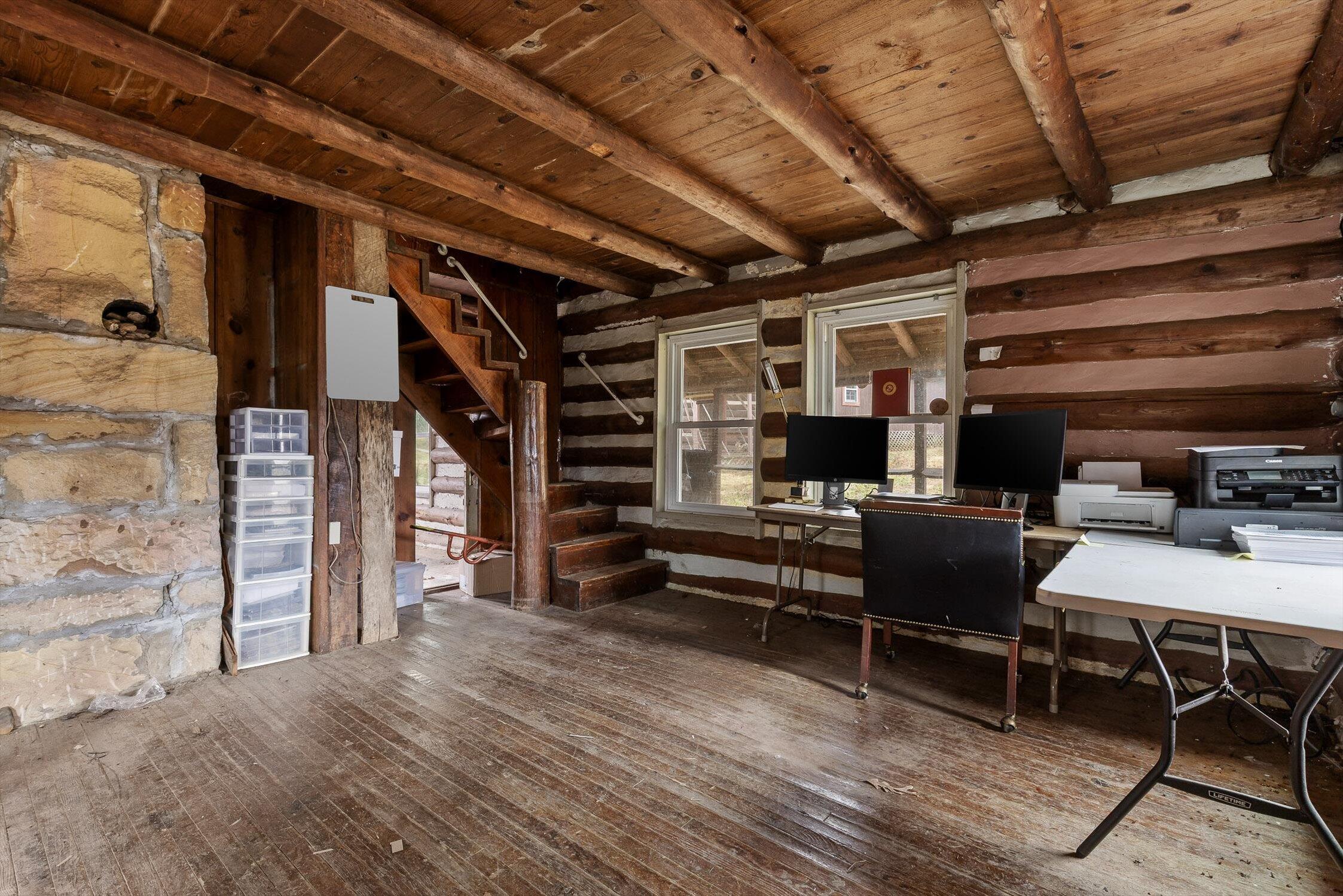 Gruetli Laager, Tennessee 37339, United States, 2 Bedrooms Bedrooms, ,1 BathroomBathrooms,Residential,Active,253964