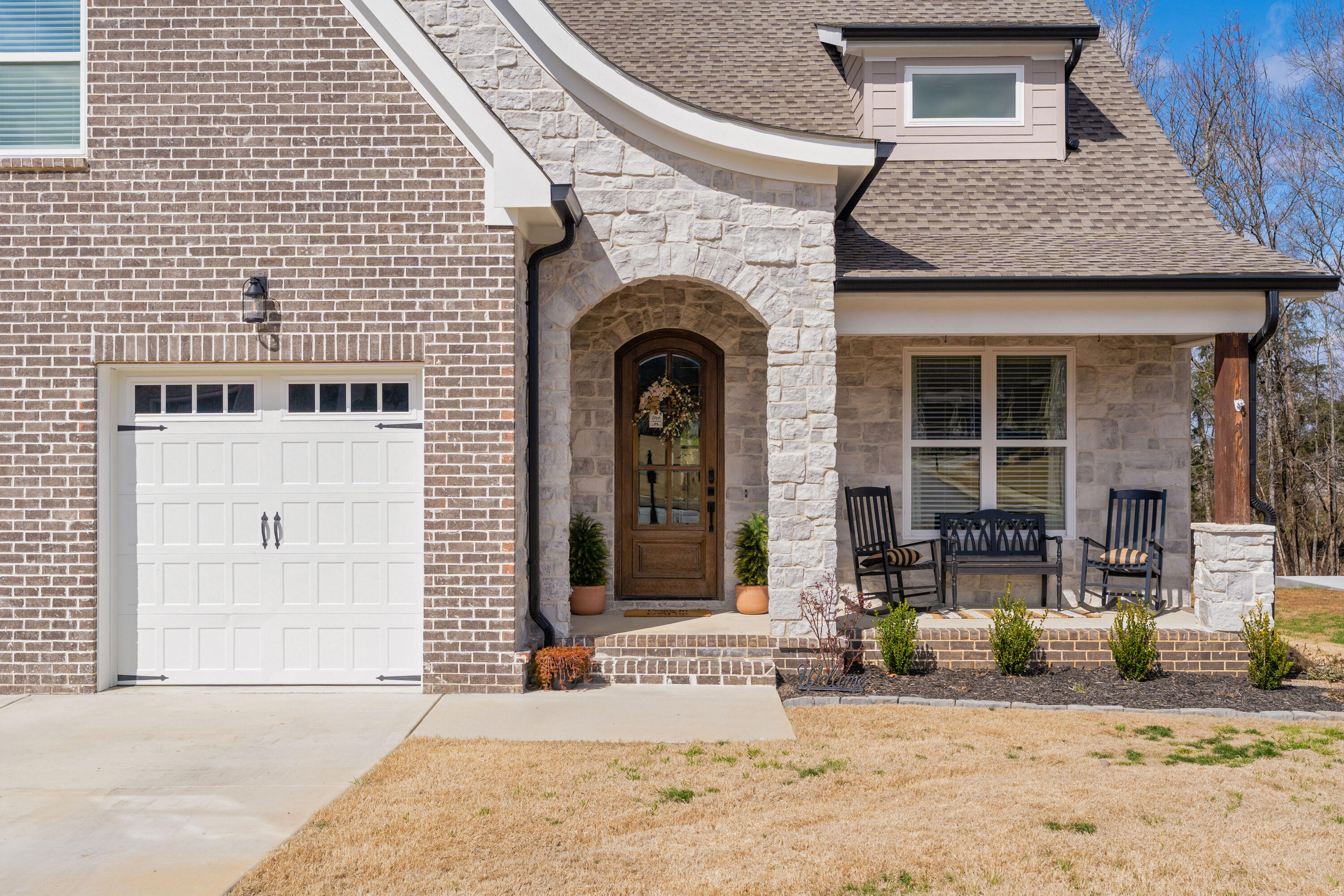 8858 Silver Maple Drive, Ooltewah, Tennessee image 7