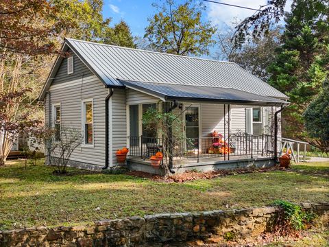 Photo of 5704 Pumpkin Pie Lane, Chattanooga, TN 37409 (MLS # 1522904)