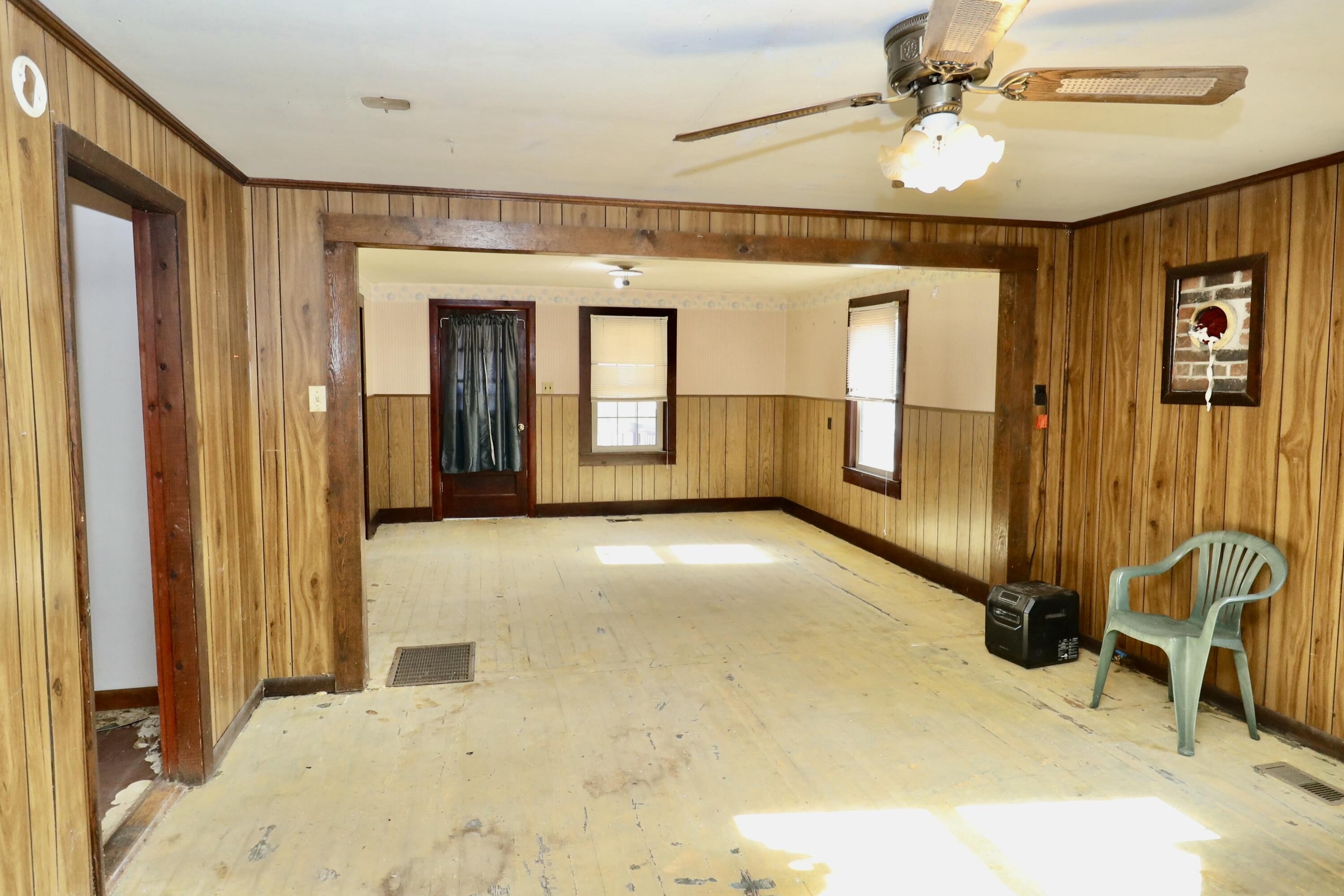115 66th Avenue, Palmer, Tennessee image 4