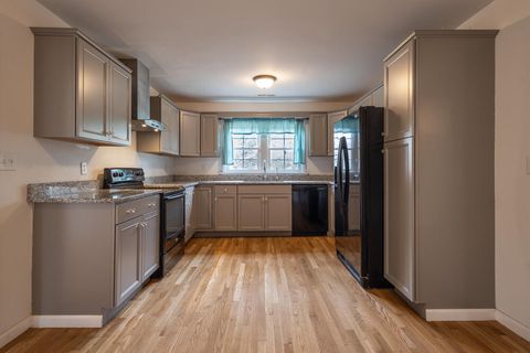 Tiny photo for 726 Gentry Road, Chattanooga, TN 37421 (MLS # 1529574)