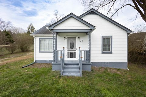 Photo of 726 Gentry Road, Chattanooga, TN 37421 (MLS # 1529574)