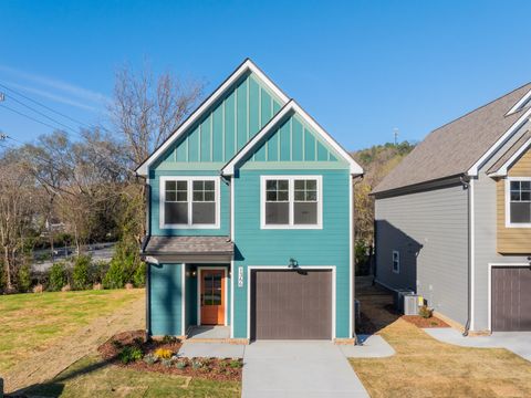 Photo of 1366 Thomas Avenue, Chattanooga, TN 37409 (MLS # 1528905)