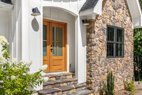 Tiny photo for 1123 Cumberland Road, Chattanooga, TN 37419 (MLS # 1527275)