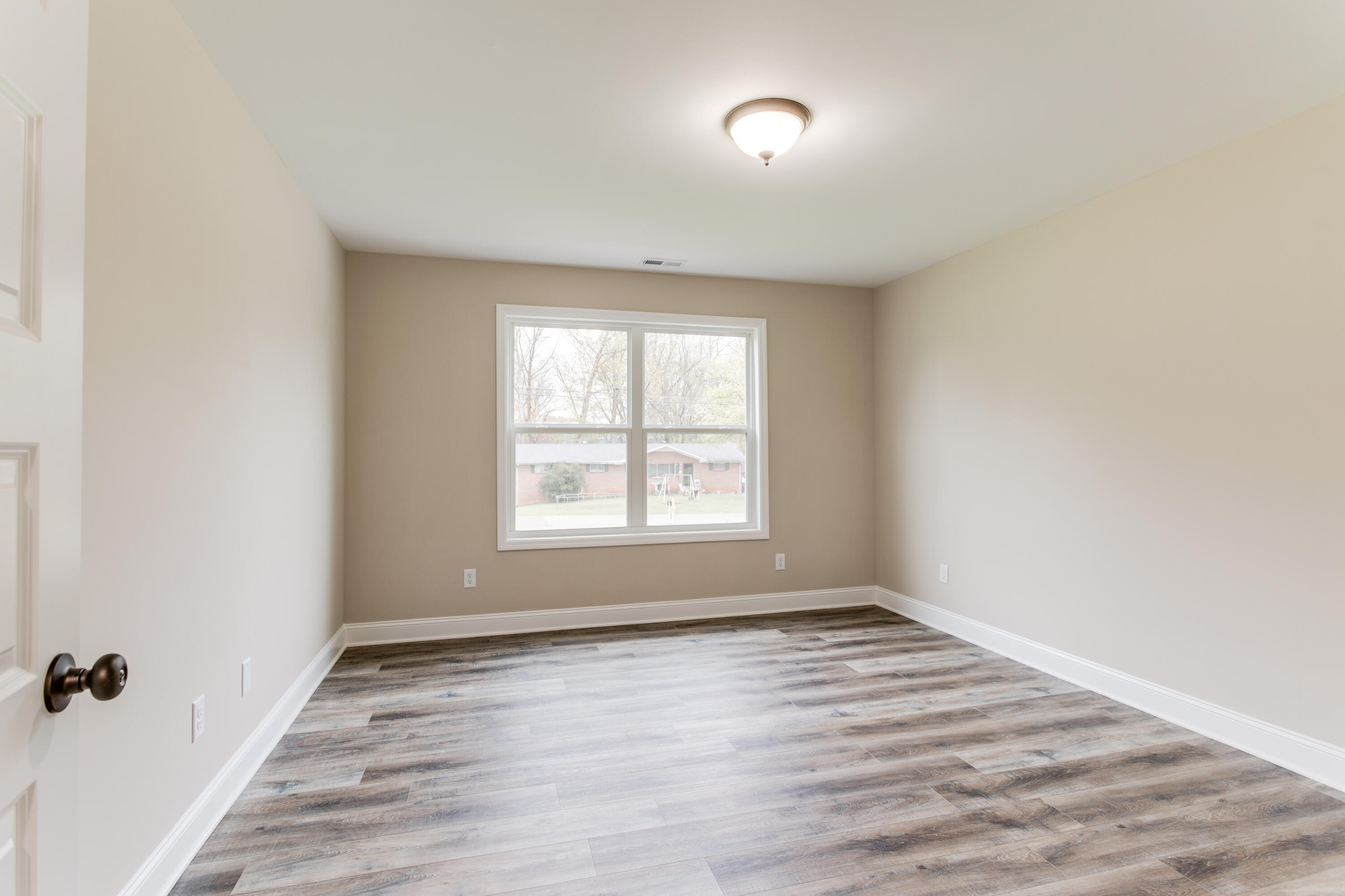 210 Moss Drive, McMinnville, Tennessee image 30