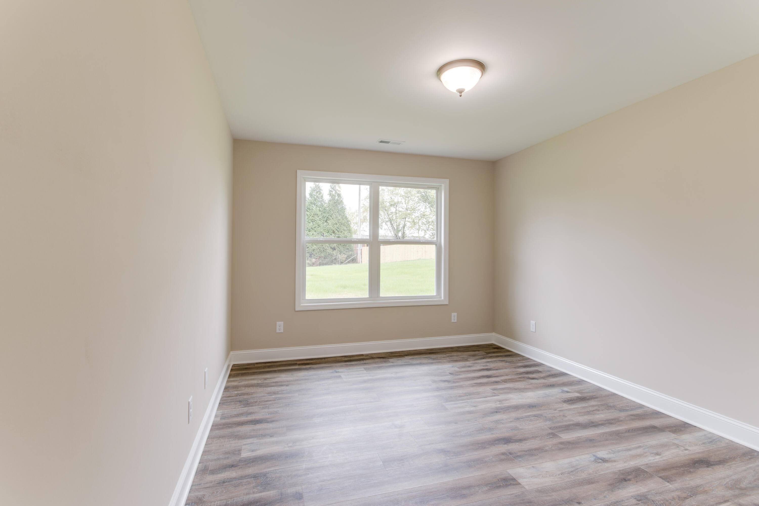 210 Moss Drive, McMinnville, Tennessee image 36
