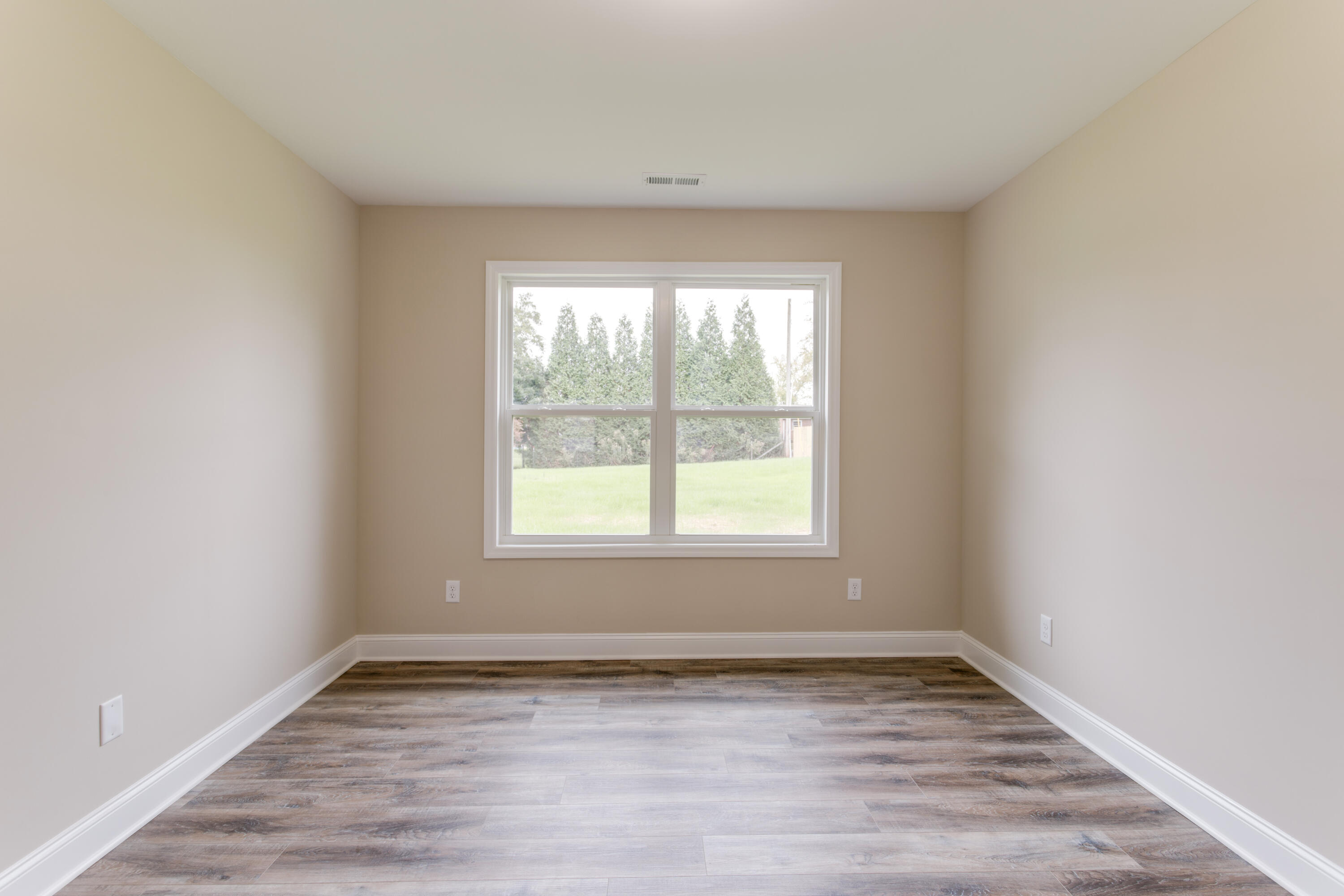 210 Moss Drive, McMinnville, Tennessee image 37