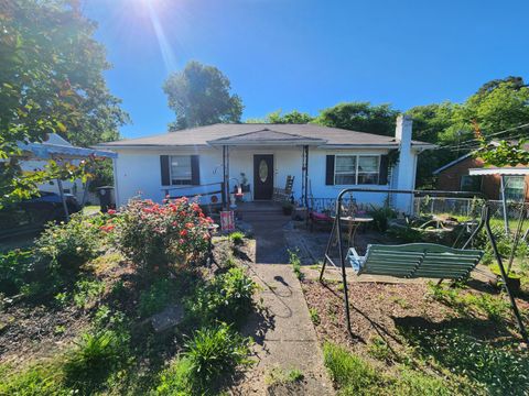 Photo of 1515 Merrill Street, Chattanooga, TN 37412 (MLS # 1535555)