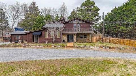 Photo of 12615 Civic Club Road, Soddy Daisy, TN 37379 (MLS # 1529375)