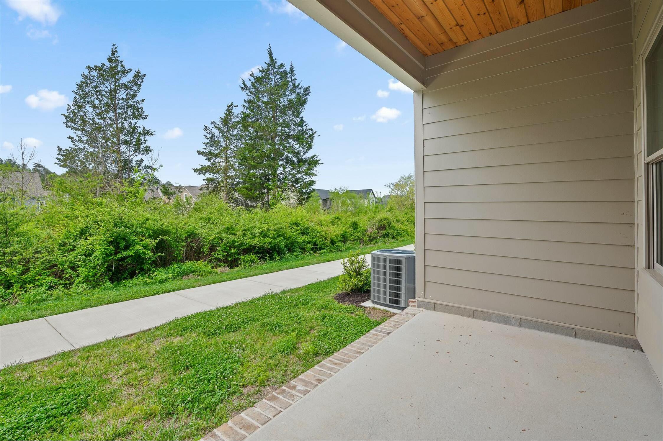 9686 Dutton Lane, Ooltewah, Tennessee image 30