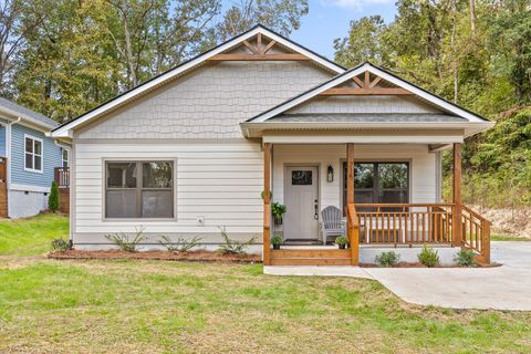 Photo of 715 Donaldson Road, East Ridge, TN 37412 (MLS # 1522411)