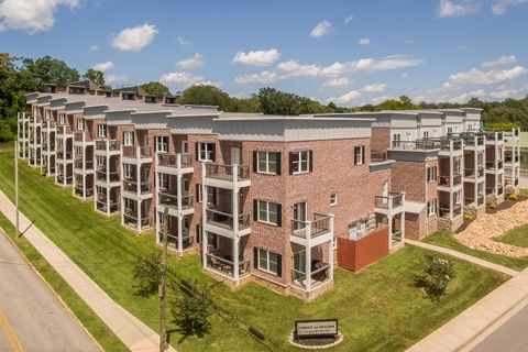 Photo of 221 Delmont Street, Chattanooga, TN 37405 (MLS # 1526700)