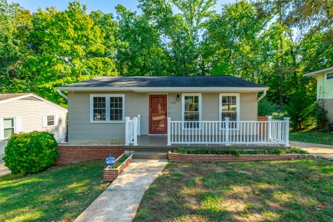 Photo of 1012 Summer Street, Chattanooga, TN 37405 (MLS # 1544667)