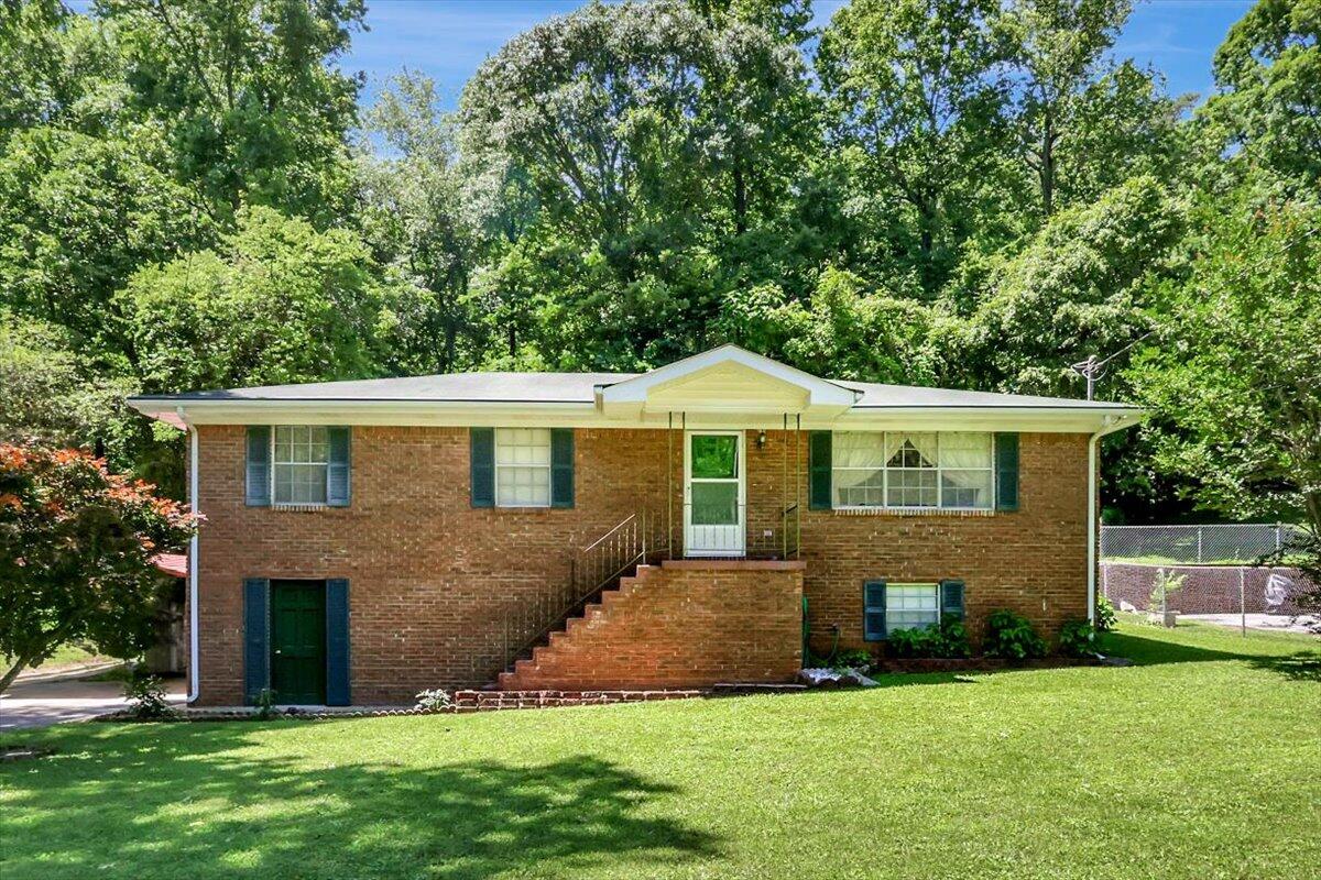 425 Lullwater Road, Chattanooga, Tennessee image 2