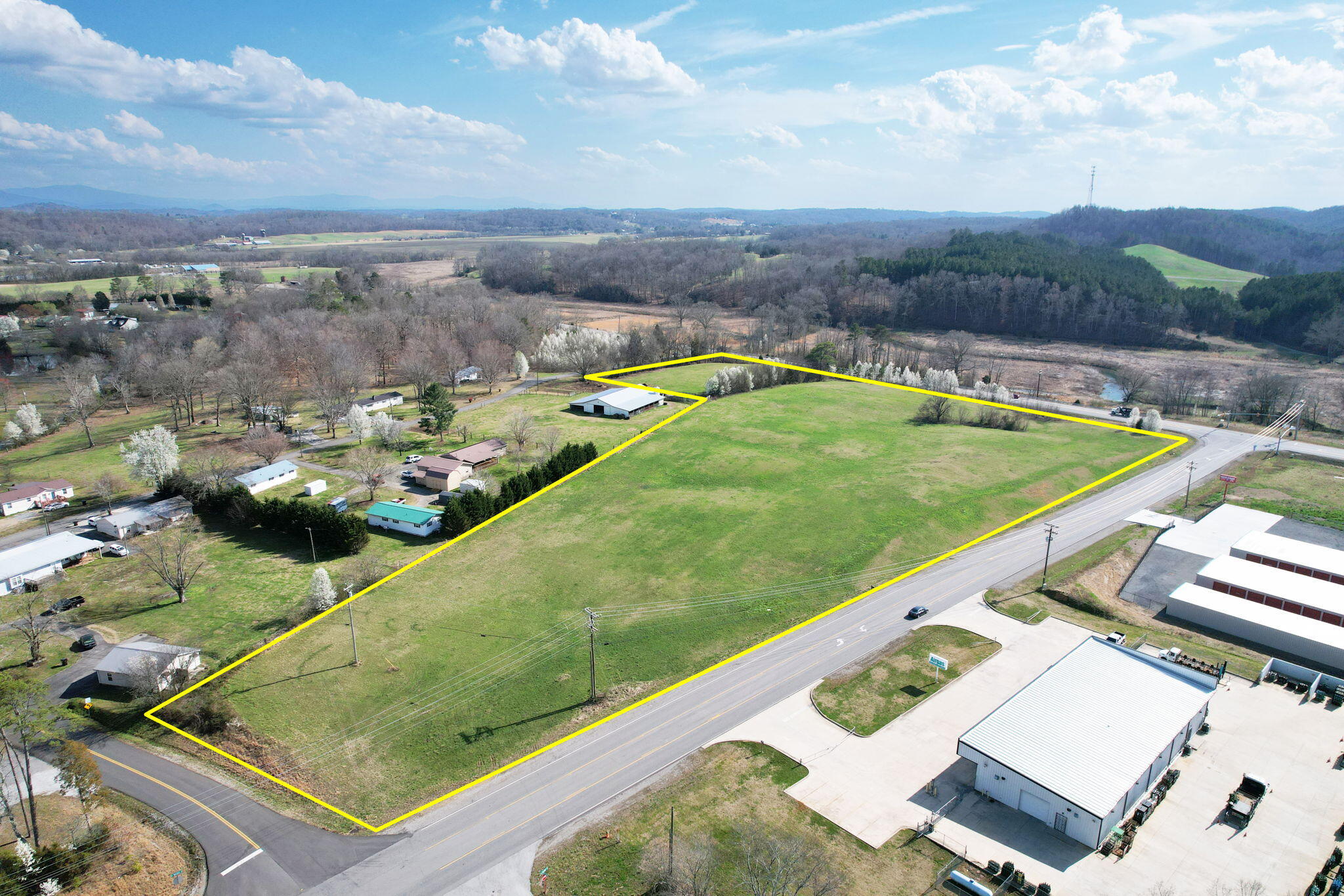 00 Lauderdale Memorial Highway, Charleston, Tennessee image 1