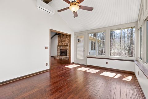 Tiny photo for 707 Windy Way, Signal Mountain, TN 37377 (MLS # 1530849)
