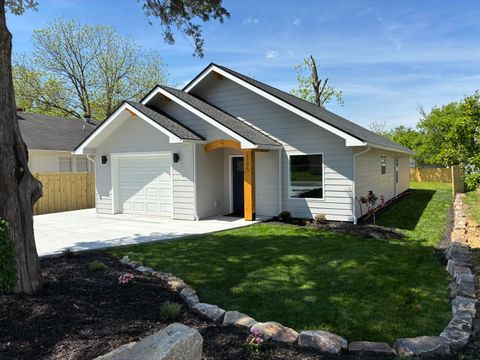 Photo of 1301 Prater Road, Chattanooga, TN 37412 (MLS # 1532850)