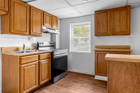 Tiny photo for 15 Sawyer Street, Chattanooga, TN 37405 (MLS # 1522435)