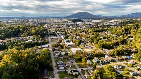 Tiny photo for 15 Sawyer Street, Chattanooga, TN 37405 (MLS # 1522435)