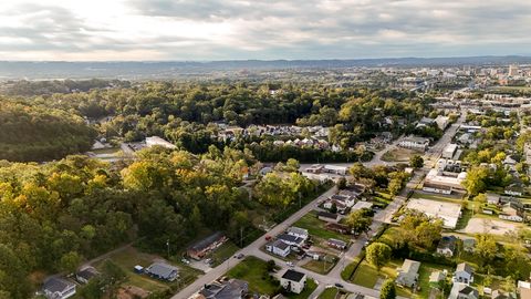 Tiny photo for 15 Sawyer Street, Chattanooga, TN 37405 (MLS # 1522435)