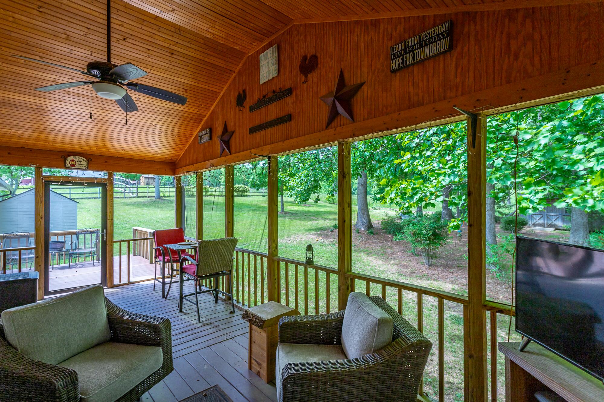 699 Van Dell Drive, Rock Spring, Georgia image 29