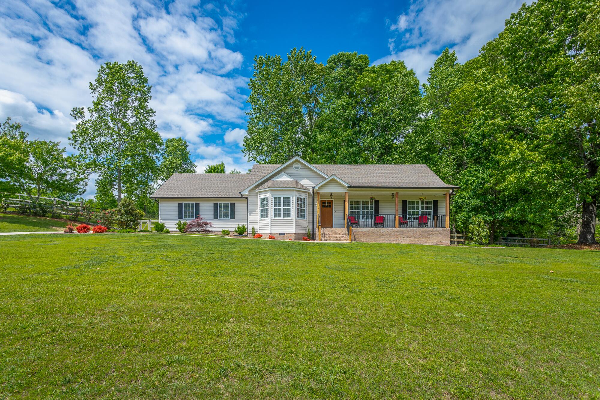 699 Van Dell Drive, Rock Spring, Georgia image 1