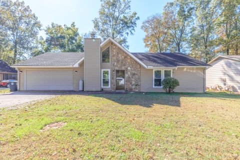 Photo of 316 Cedar Glen Circle, Chattanooga, TN 37412 (MLS # 1524078)