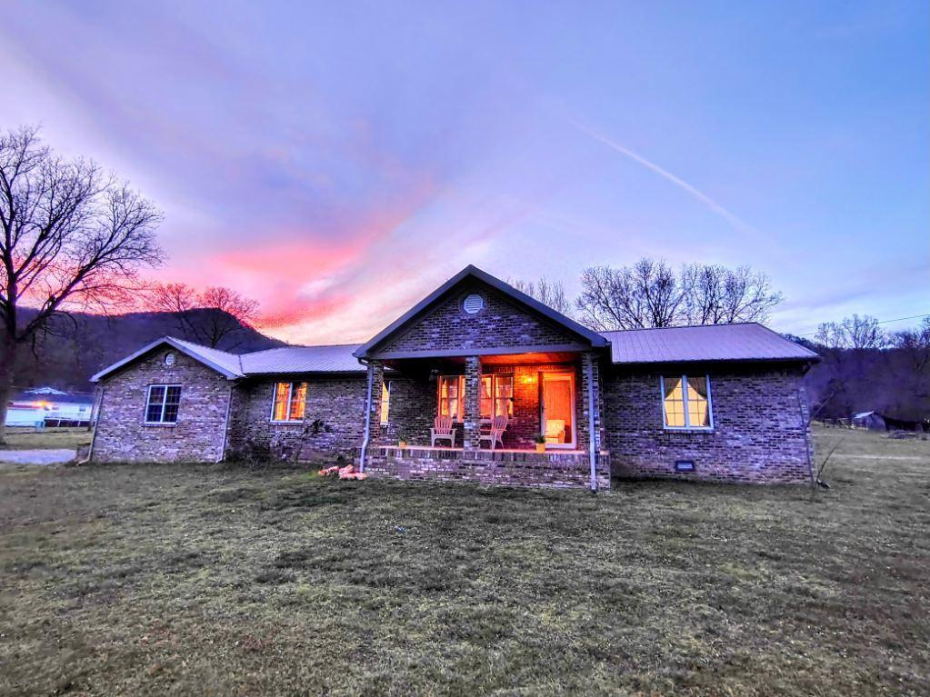 525 Shady Grove Road, Sequatchie, Tennessee image 2