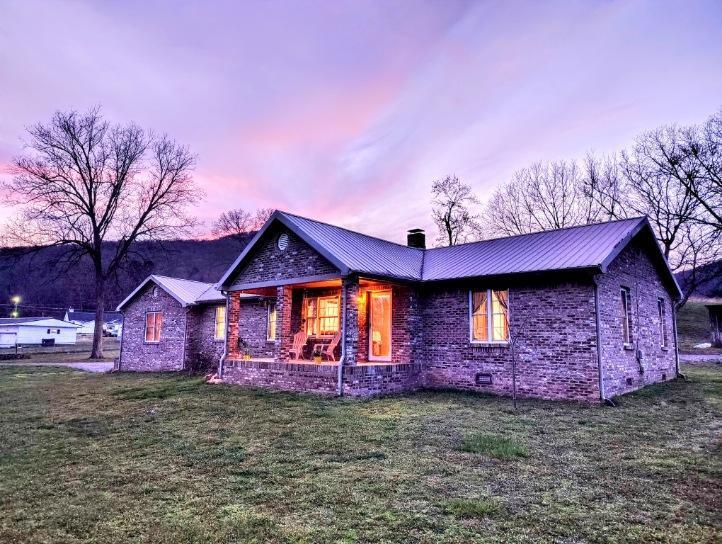 525 Shady Grove Road, Sequatchie, Tennessee image 1
