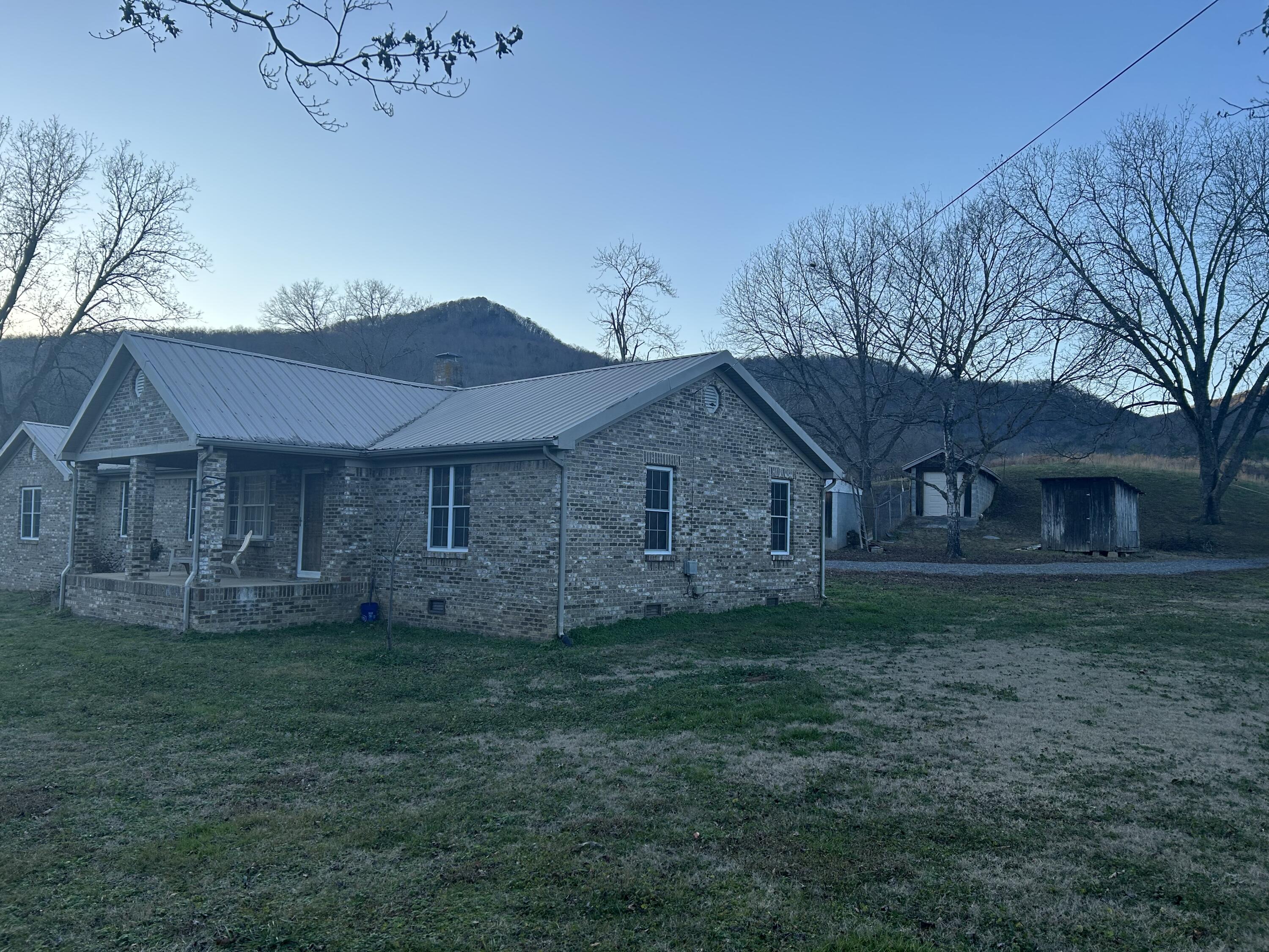 525 Shady Grove Road, Sequatchie, Tennessee image 3