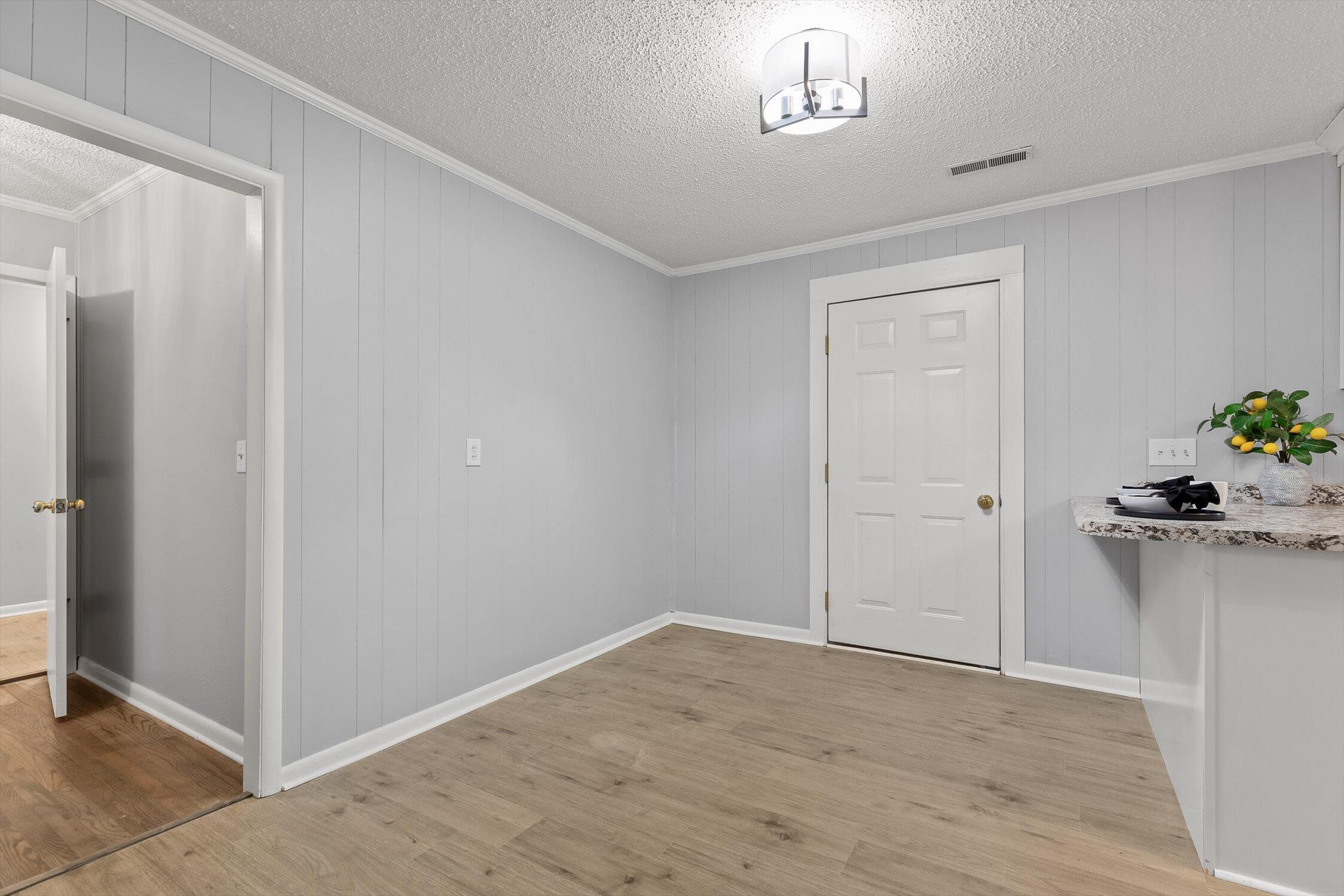 Rossville, Georgia 30741, United States, 3 Bedrooms Bedrooms, ,2 BathroomsBathrooms,Residential,Active,238463