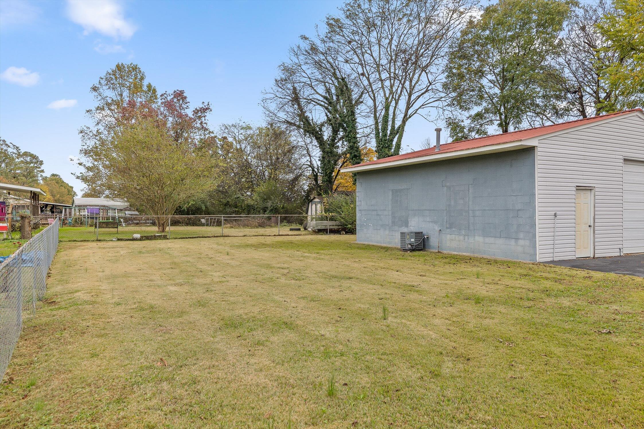 Rossville, Georgia 30741, United States, 3 Bedrooms Bedrooms, ,2 BathroomsBathrooms,Residential,Active,238463