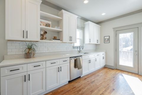 Tiny photo for 102 Lynda Drive, Chattanooga, TN 37405 (MLS # 1526699)