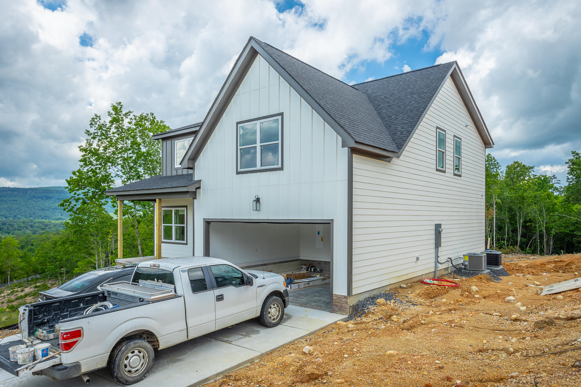 270 Cascade Drive, Rossville, Georgia image 1