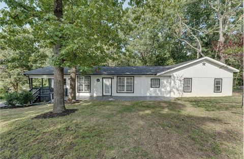 Photo of 7050 Luke Lane, Ooltewah, TN 37363 (MLS # 1526542)