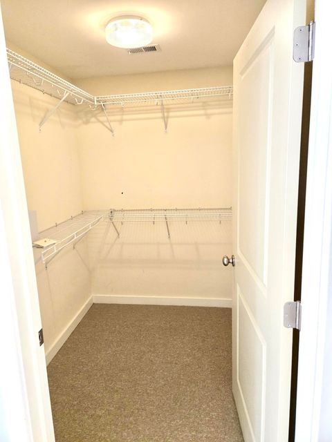 Tiny photo for 200 Manufacturers Road, Chattanooga, TN 37405 (MLS # 1528386)