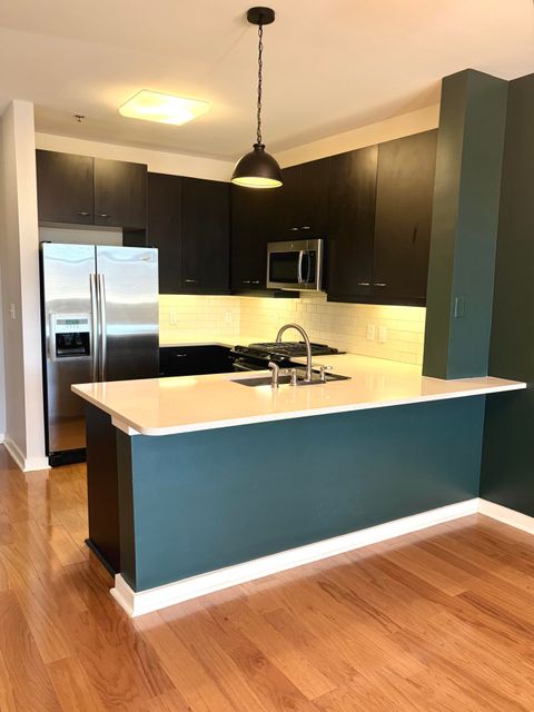 Tiny photo for 200 Manufacturers Road, Chattanooga, TN 37405 (MLS # 1528386)