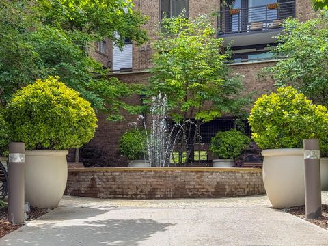 Tiny photo for 200 Manufacturers Road, Chattanooga, TN 37405 (MLS # 1528386)