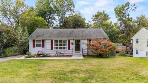Photo of 905 Woodward Avenue, Athens, TN 37303 (MLS # 1521449)